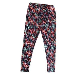 LulaRoe Tall & Curvy buttery soft zig zag print leggings